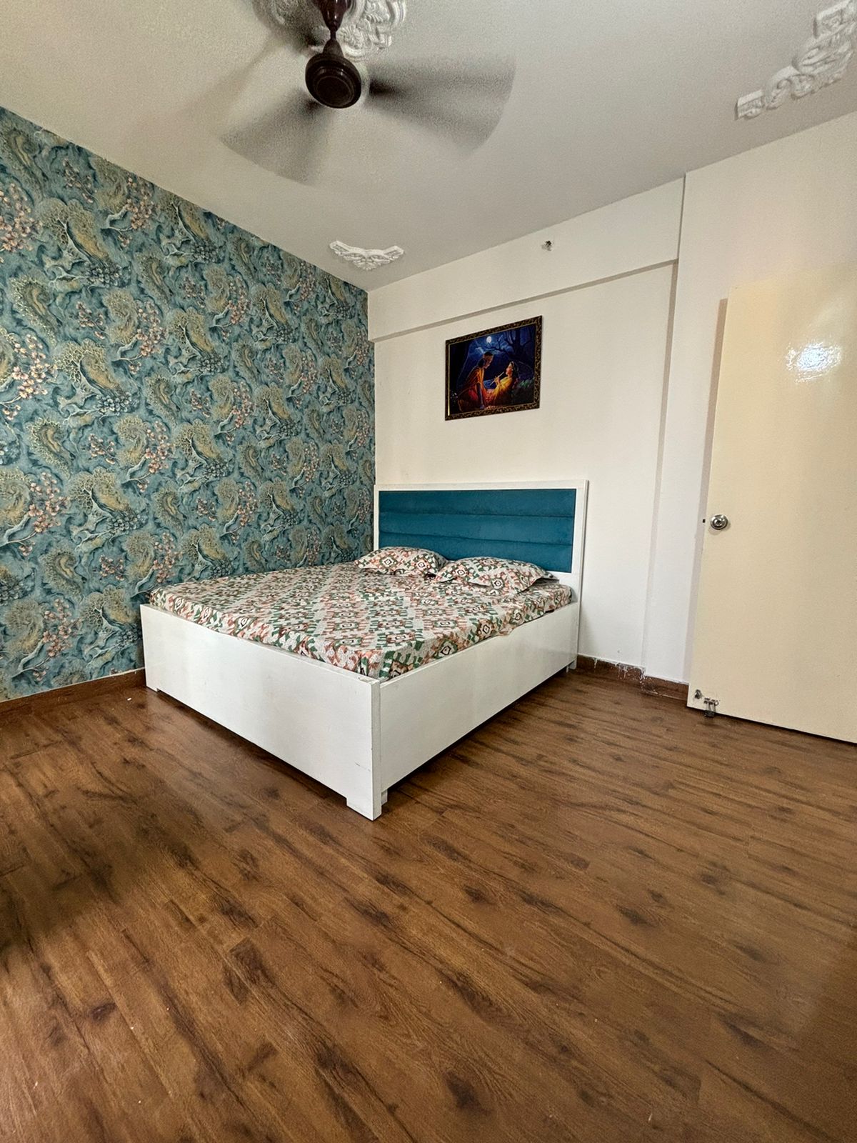 Single Occupancy Room in 3 BHK, Sector 134, Jaypee Kosmos, Noida