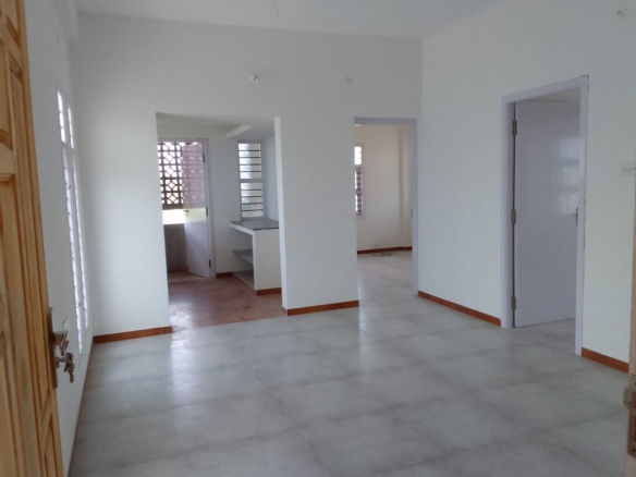 2BHK Flat for Rent Close to VIT University Chennai